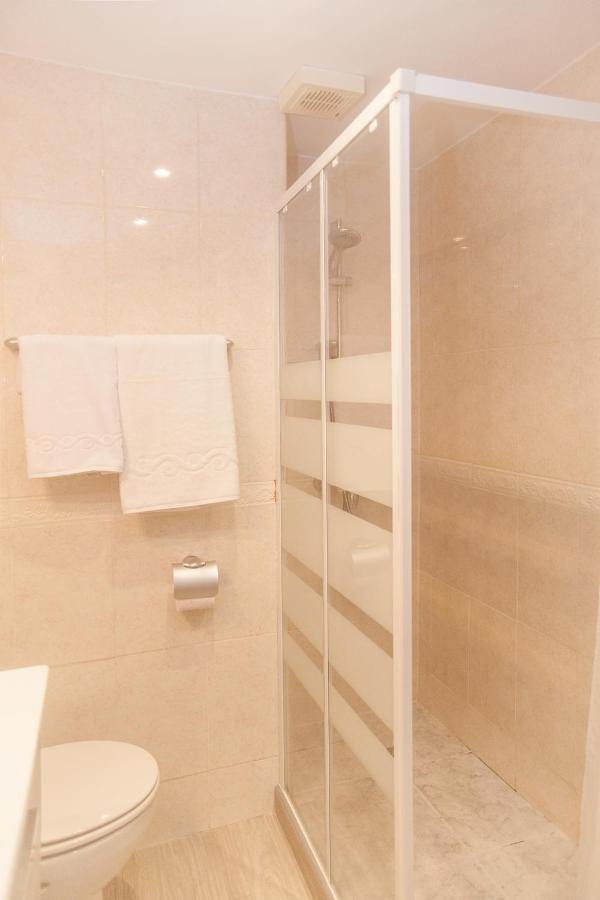 Apartamentos Thaisay Luz Del Mar II بويرتو ذيل كارمين المظهر الخارجي الصورة